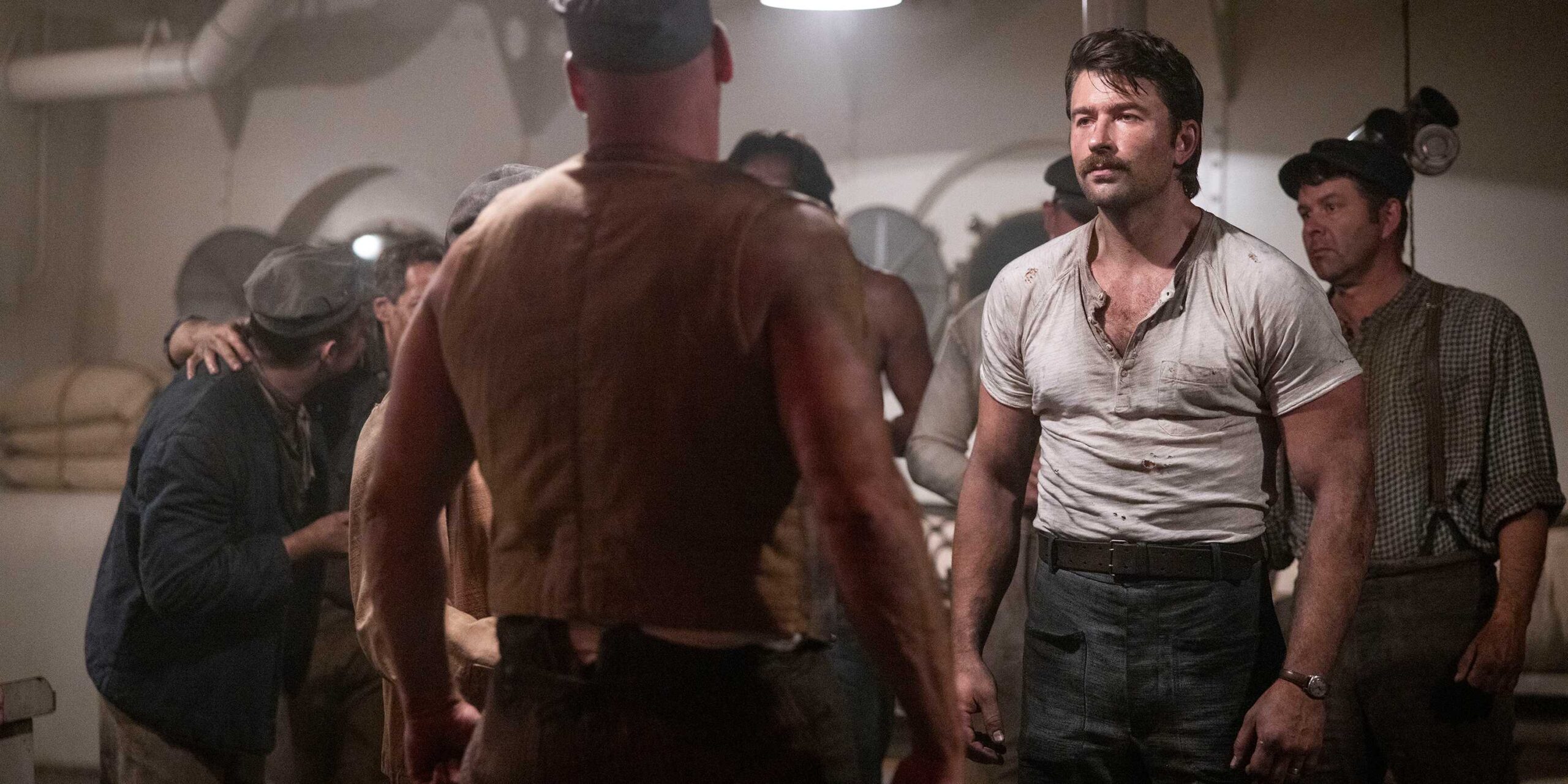 Спенсер, готовящийся к бою на корабле в 2-м сезоне *1923*