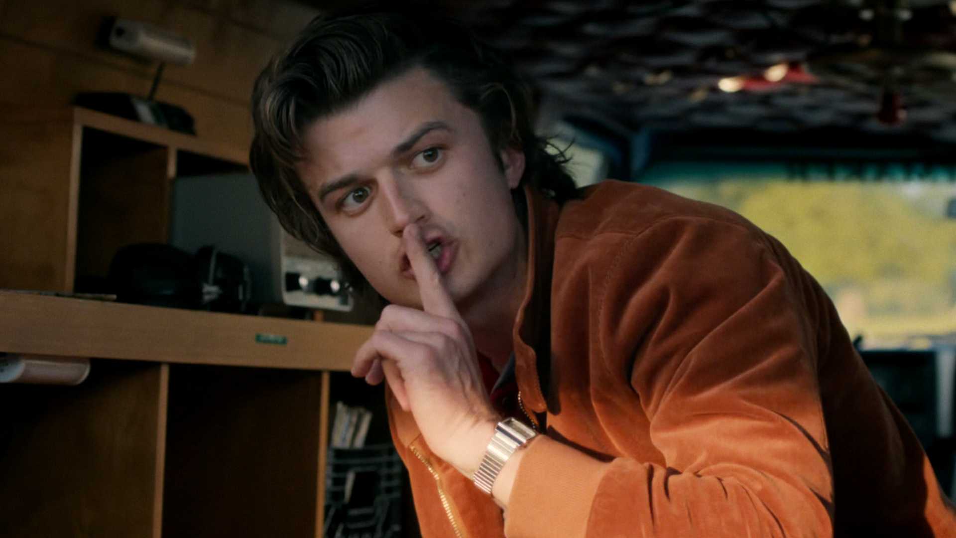 Стив в Stranger Things, 2 сезон