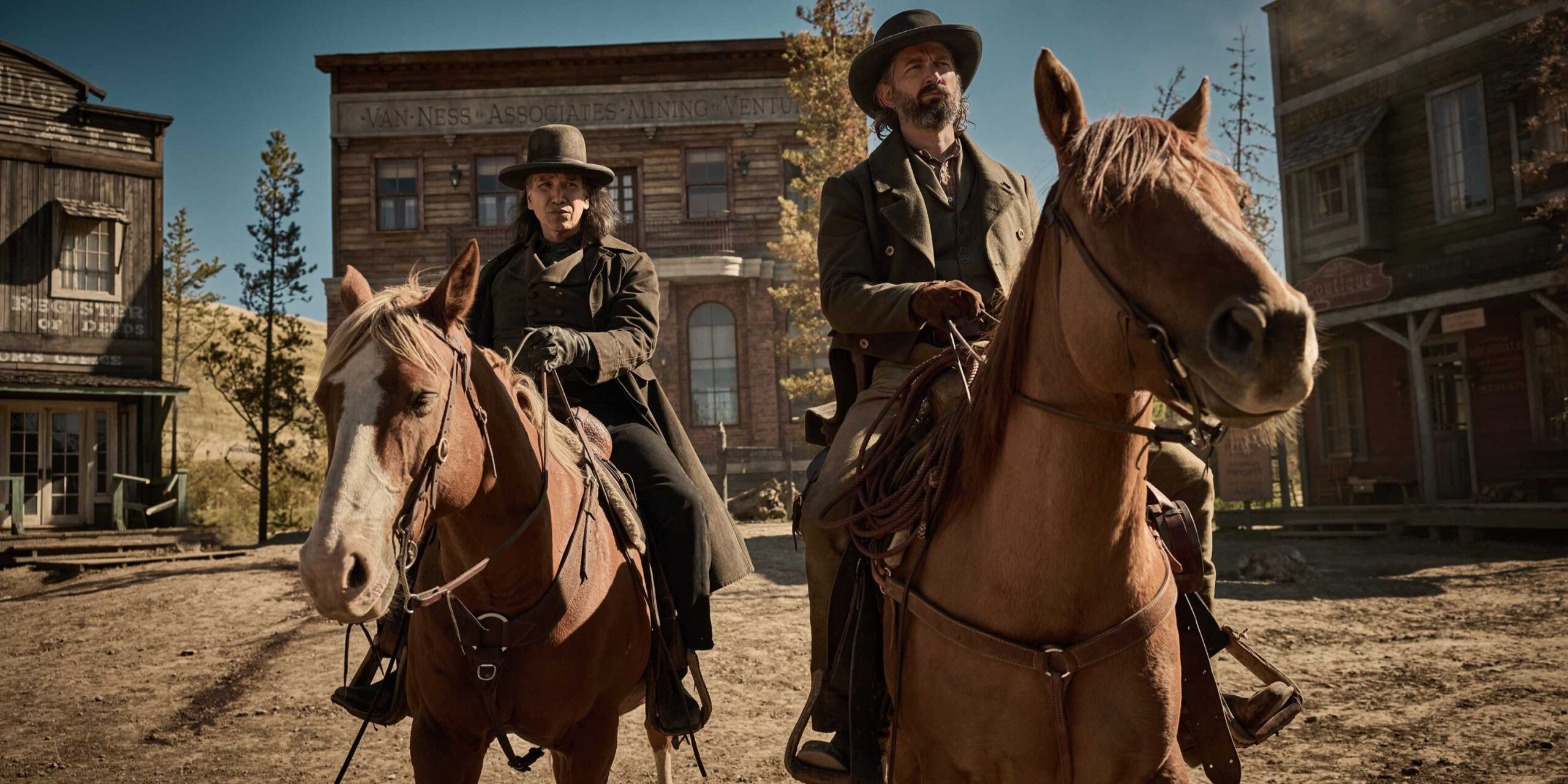 Майкл Грейайз и Михель Хайсман на лошадях в "The Abandons"