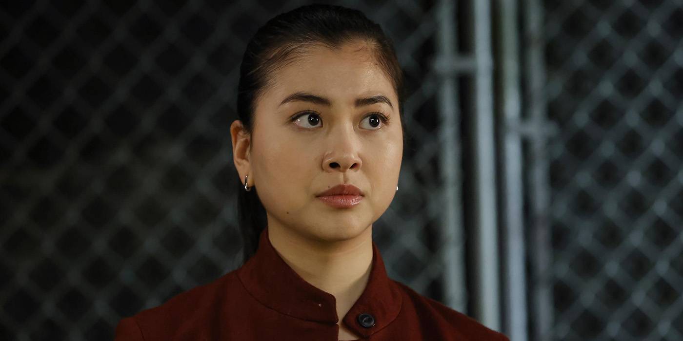 Крупный план Алины Парк из *The Blacklist*.