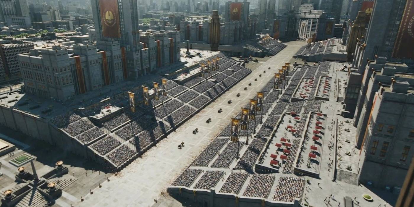 Вид сверху на парад в Капитолии во время "Игры"