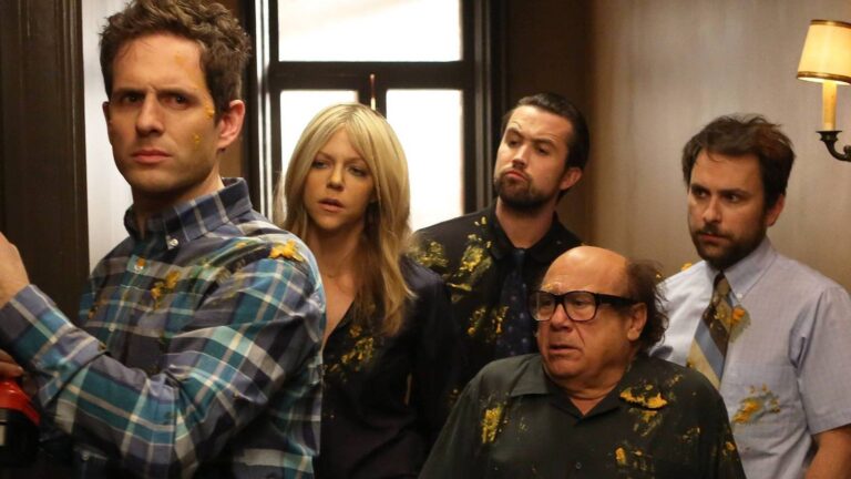 10 Серии «Всегда солнечно в Филадельфии», которые я обычно пропускаю при повторном просмотре