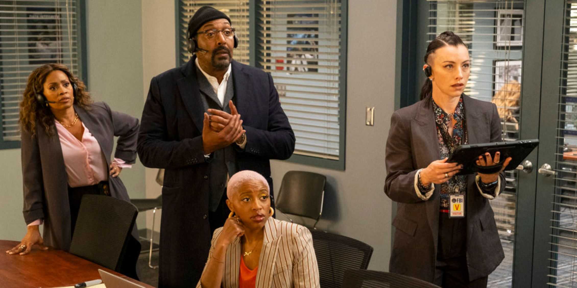 The Irrational: Алек, Марисса, Кайли и клиент смотрят что-то вдали