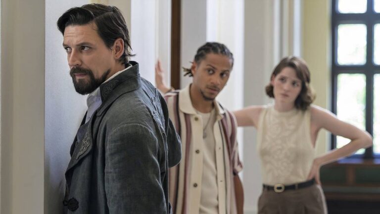 The Librarians: The Next Chapter» — Финал 1 сезона: Оригинальная библиотека наконец открывает свои двери для посетителей.