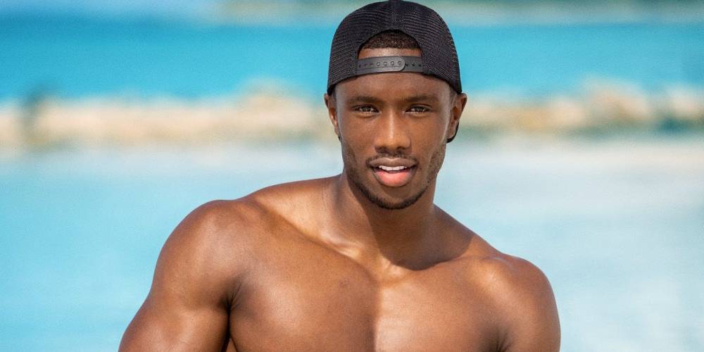 Нигель носит шляпу задом наперед в Too Hot To Handle 4