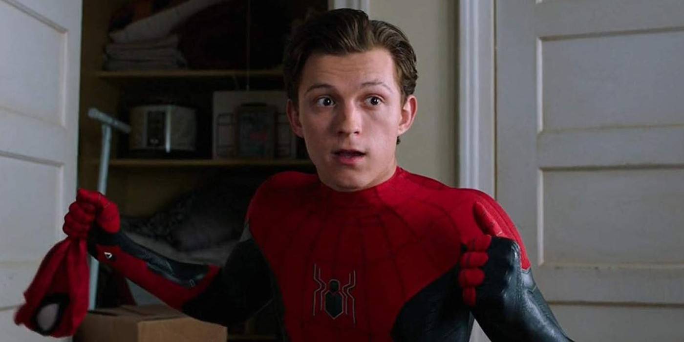 Питер Паркер снимает маску в Spider-Man: Far From Home