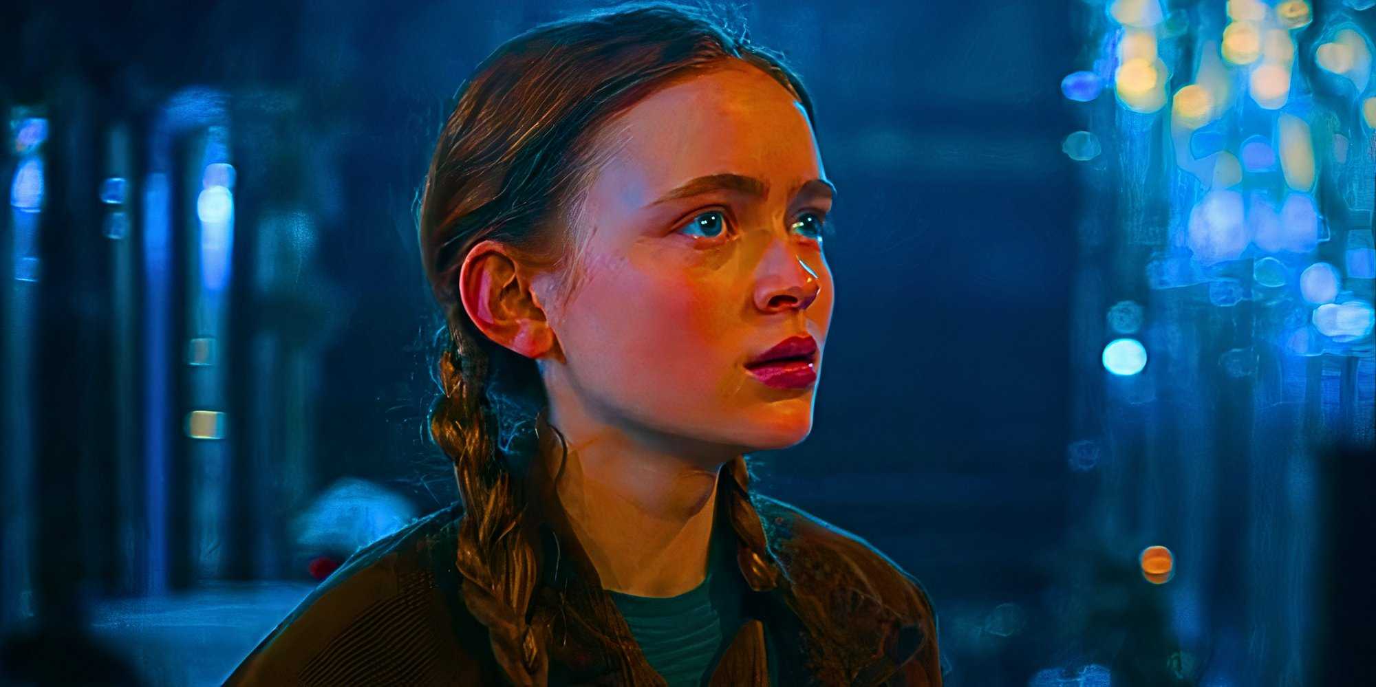 Сади Син, выглядящая обеспокоенной, как Мэкси Майфилд в "Stranger Things"