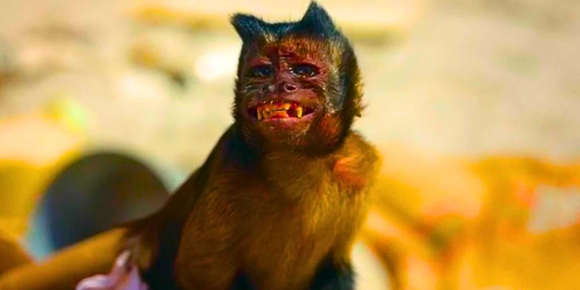 Кристал в роли Дригс в "Bad Monkey"