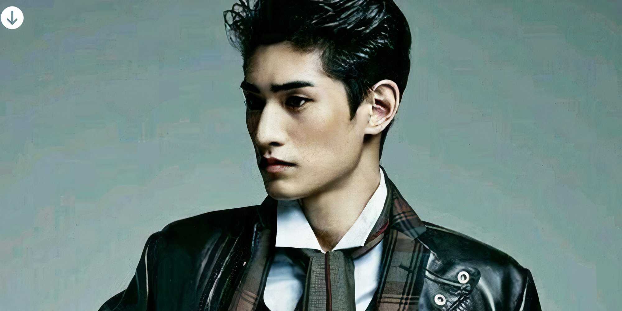 Фото Ким Тэ-Хвана в качестве модели, он смотрит в сторону