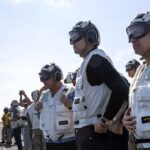 Высшие американские должностные лица посетили авианосец в Персидском заливе на фоне обострения иранской дипломатии