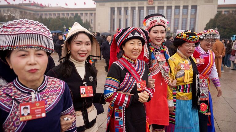 В Китае принята новая «Законодательная норма» для укрепления этнического единства