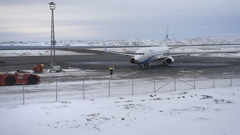 Дания готовила скрытую операцию по уничтожению американских самолетов на Гренландии и усиливала военную подготовку
