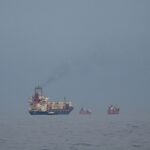 Иран использует замаскированные взрывные судна в стратегическом проливе Хормуз, сигнализируя о новой тактике морской гибридной войны