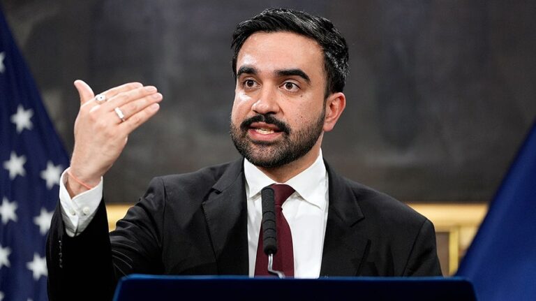 Мэр Нью-Йорка Зоран Мамдани осуждает удар по Ирану и вызывает критику со стороны консерваторов