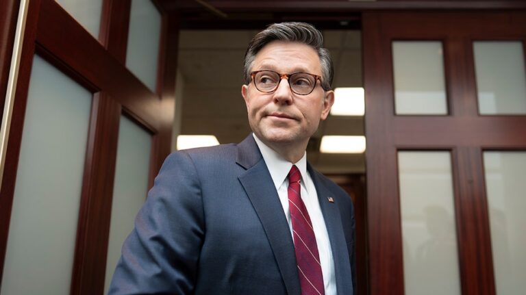 Конфликт между Палатой представителей и Сенатом США по закону о безопасности выборов усиливается