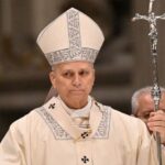 Папа Леон XIII призывает к немедленному прекращению боевых действий после трагедии в школе