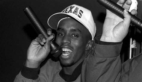 1990 Путешествие по ранним дням иконы хип-хопа A Journey Through the Early Days of a Hiphop Icon Нд Нс Хихо