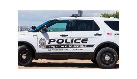 Полиция Альбукерке управляет страницей, обновляющей Fleet Mhq West