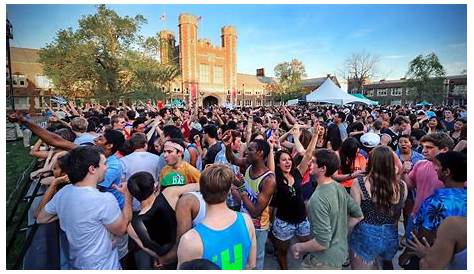 Rwashu отпраздновал 50-летие крупнейшей традиции кампуса в городе Уашу