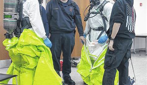 Местный водитель Hazmat Джобсфав Мероприятия Html Ema проводит ежегодную тренировку для пожарных