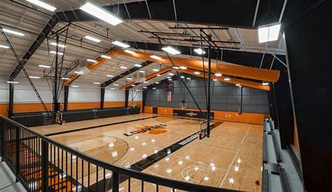 Charee Jones Cleveland Ohio Женский баскетбол Лурдес Университет легкой атлетики