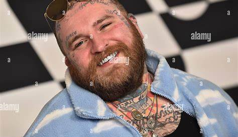 Green Pill H103 Chemistry нанимает фотографов и фотографов