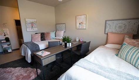 Церемония цен на жилье в ЦСУ Сакраменто отмечает добавление общин к штатному студенту