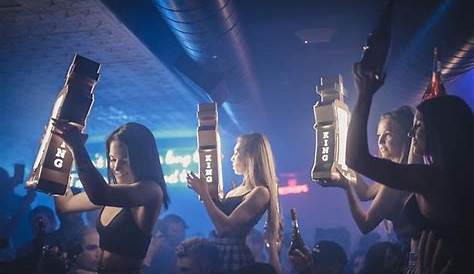 Бутылка девушка работает Остин как 1o1 Q&a + советы и что ожидать!