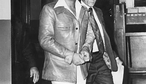 Оригинальное название: Breaking Exclusive Inside Look at John Gottis Notorious Prison Life: The Story of Gotti The Teflon Don