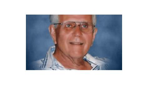 Похороны Тезака в доме некрологов Чарльз Некролог 2007 года, чтобы отпраздновать жизнь