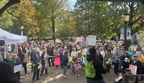 Sunbury Daily Item Obituaries просматривает National Night Out
